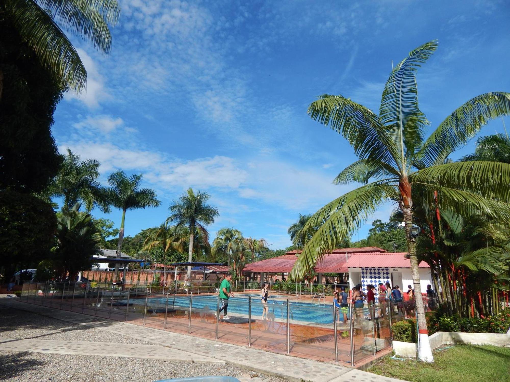 Hotel Campestre Las Palmas Sas Villavicencio Exterior foto
